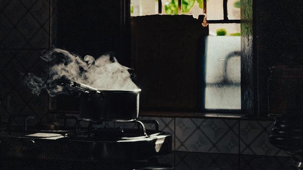 What makes uk kitchen bars stand out: creating unforgettable customer experiences?